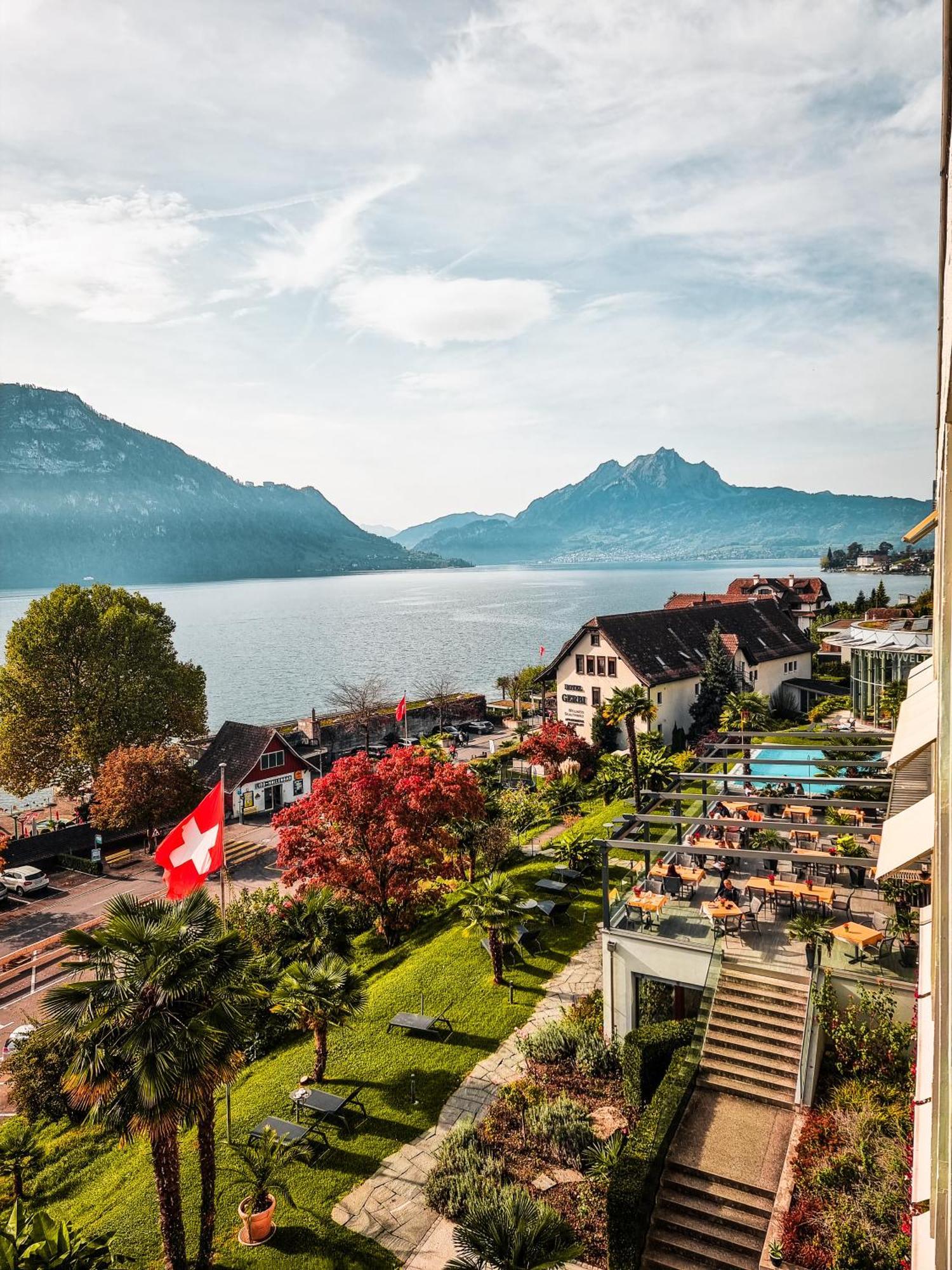 Hotel Alexander Weggis Esterno foto